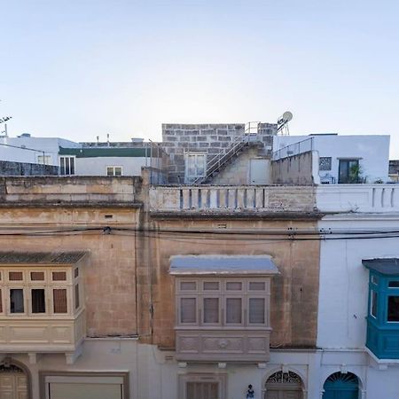 Beautiful, Typical Maltese 4Br Home With Roof Top By 360 Estates สลีมา ภายนอก รูปภาพ