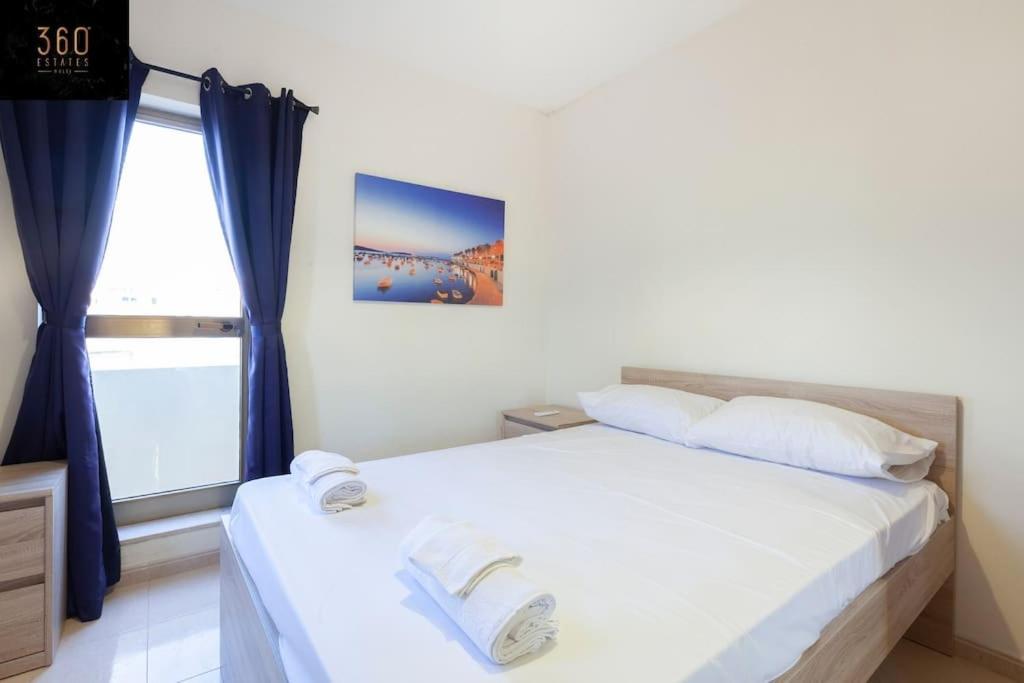 Beautiful, Typical Maltese 4Br Home With Roof Top By 360 Estates สลีมา ภายนอก รูปภาพ